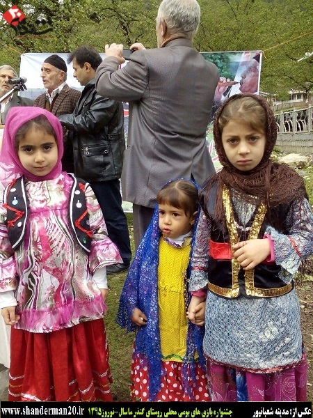 جشنواره بازی های بومی محلی روستای گنذر ماسال - شاندرمن۲۰ (۴)